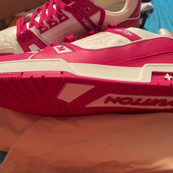 Authentic Luis Vuitton trainer sneakers - Picture 9 of 15